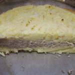 gotovij-pirog-s-gribnim-farshem